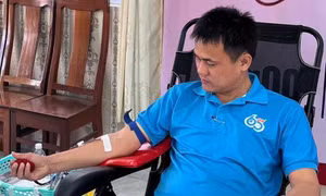 Thủ lĩnh Đoàn nặng lòng với thôn đảo 