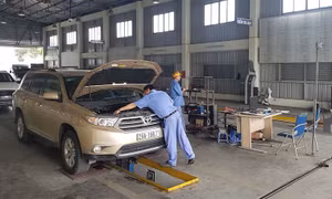 Loạt đăng kiểm viên biệt phái TPHCM bất ngờ... nghỉ phép