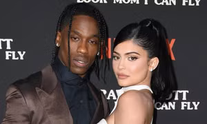 Kylie Jenner thông báo hạ sinh con thứ 2 vào đúng ngày đẹp, thu hút lượng tương tác khủng