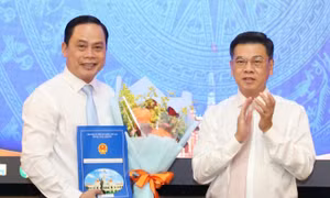 Chủ tịch UBND TPHCM bổ nhiệm cán bộ chủ chốt 