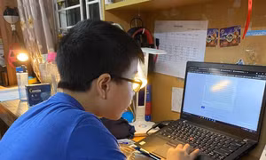 Nếu dịch COVID-19 diễn biến phức tạp, nhiều trường lo khó tổ chức kiểm tra, đánh giá định kỳ, cuối năm 