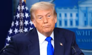 Ông Trump gây hoang mang
