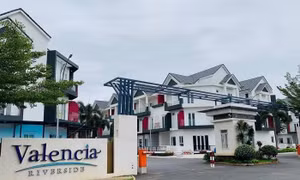 Khách nhận nhà ở hơn 3 năm, dự án vẫn chưa đủ điều kiện mở bán