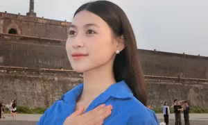 Người đẹp xứ Huế: ‘Dịp nghỉ lễ, được về nhà là hạnh phúc’