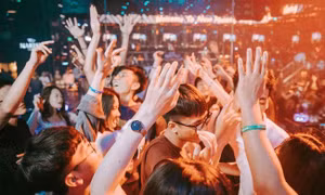 Hơn 10.000 cơ sở kinh doanh karaoke, vũ trường bị đình chỉ hoạt động