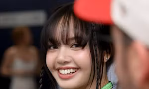Lisa (BlackPink) đi xem đua xe F1