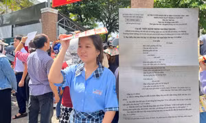 Đề thi Ngữ văn lớp 10 TP.HCM được đánh giá nhân văn, sát thực, phổ điểm trung bình 6,5