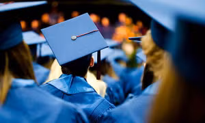 Trúng tuyển đại học lớn cực dễ với chương trình liên kết nước ngoài, bạn cần cân nhắc kỹ điều gì?