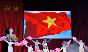 Tỉnh đoàn Bình Thuận tổ chức chương trình Tiếng hát Hoa Phượng Đỏ lần 3