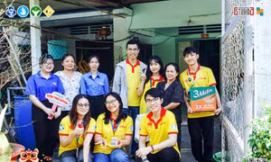 Chiến sĩ ĐH Bách Khoa sống "trọn từng phút giây" với các hoạt động tình nguyện