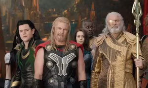 "Đoàn kịch Asgard" trong "Thor: Love and Thunder" toàn là tai to mặt lớn của Hollywood
