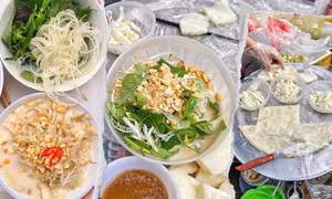Món ngon ngày Hè: Bánh đúc nộm thơm ngon, lấp đầy chiếc bụng đói buổi xế