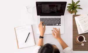 Năm học mới bắt đầu với hình thức online, teen gặp khó vì vấn đề liên quan đến công nghệ