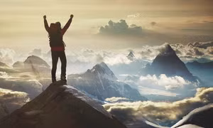 Tín hiệu nhắc nhở 12 chòm sao: Đã đến lúc rời khỏi "lưới an toàn" để sẵn sàng bứt phá