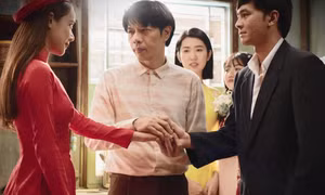 "Cây Táo Nở Hoa" tập cuối: Ngọc tổ chức hôn lễ cho Báu và Quân, gia đình ai cũng viên mãn