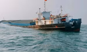 Tàu chở than chìm trên biển, nhiều thuyền viên mất tích