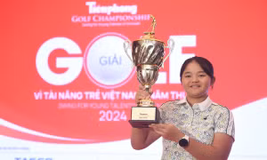 Tween 12 tuổi trở thành nhà nữ vô địch đầu tiên của Tiền Phong Golf Championship