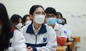 Lịch dự kiến cho học sinh tiểu học và lớp 6 ở nội thành Hà Nội đến trường học trực tiếp