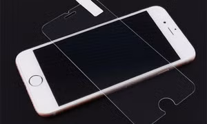 Câu hỏi nhiều người dùng đặt ra: Miếng dán màn hình điện thoại có thực sự cần thiết?
