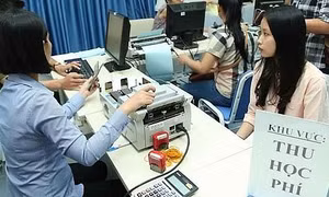 NÓNG: Bộ GD&ĐT đề nghị các trường không tăng mức học phí trong năm học 2021 - 2022