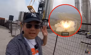 Khoa Pug tuyên bố sẽ là người Việt Nam đầu tiên mua vé bay lên sao Hỏa để "rì-viu"