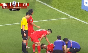 Tình huống khiến Xuân Son chấn thương nặng phải đi cấp cứu, nghi bị gãy chân