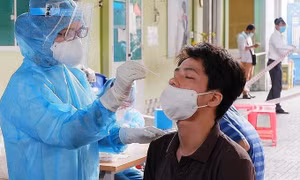 Bản tin COVID-19 ngày 30/4: F2 trở thành F0, xuất hiện ca bệnh không có yếu tố dịch tễ