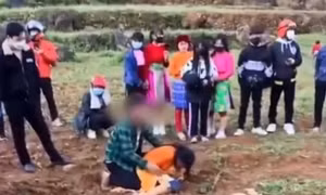 Vụ "bắt bé gái H'Mông về làm vợ": Nam sinh lớp 10 trong clip nói gì với cơ quan chức năng?