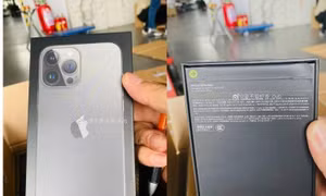 Cách đóng hộp mới cho các mẫu iPhone 13 gây tranh cãi: Quá mong manh và dễ bị làm giả?