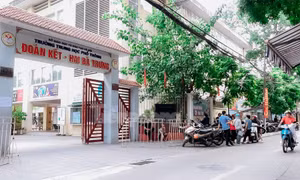 Điểm xét tuyển bổ sung trường THPT Đoàn Kết - Hai Bà Trưng tăng vọt, 72 sĩ tử trúng tuyển