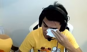Streamer PewPew bị người khác đăng ký tên thương hiệu, khả năng kênh YouTube sẽ "bay màu"