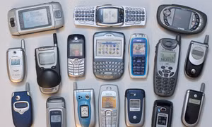 Khi nào điện thoại "cục gạch" dùng sóng 2G sẽ không thể sử dụng tại Việt Nam?