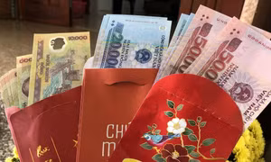 Cha mẹ giữ hộ tiền lì xì của con nhưng không trả liệu có bị phạt?
