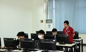 Thí sinh từ Nghệ An là thủ khoa kỳ thi Đánh giá tư duy của kíp thi bù do trục trặc hệ thống