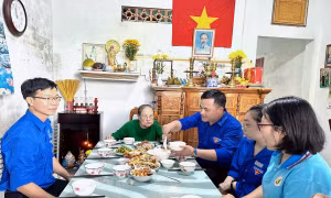 Tuổi trẻ Đồng Nai tổ chức "Bữa cơm cùng Mẹ Việt Nam anh hùng" đầy ý nghĩa