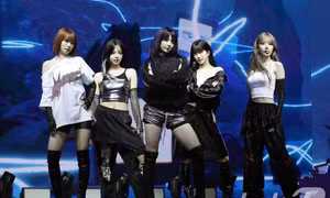 LE SSERAFIM một lần nói hết về ồn ào hát live lẫn thái độ tại showcase "Crazy"