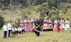 Độc đáo nghệ thuật khèn của người Mông ở Yên Bái