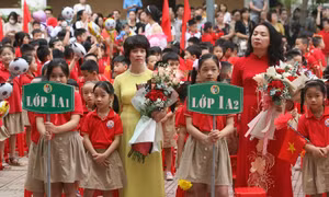 Lễ khai giảng tại trường Tiểu học Thành Công A: Chào đón 180 "tân binh" lớp 1!