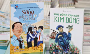 Bộ sách ý nghĩa chào mừng Đại hội Đoàn toàn quốc XII: Hãy sống rực rỡ như những đóa hoa