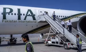 Phi công Pakistan không chịu lái máy bay tới đích vì hết ca làm việc đúng giữa chuyến bay