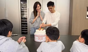 Lâm Chí Dĩnh lần đầu xuất hiện sau tai nạn xe Tesla, nhắn nhủ fan: “Đừng lo lắng cho tôi nữa!”