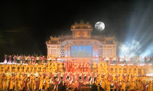Huế khai hội Festival nghề truyền thống, thu hút đông nghệ nhân nhất trước giờ