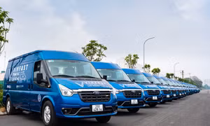 Cận cảnh dàn xe Sạc pin lưu động 'không có ngày nghỉ' của VinFast