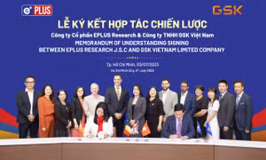 Vắc xin mới và an toàn trên thế giới ngày càng “gần” hơn với người dân