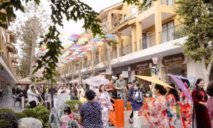 Nghỉ dưỡng Onsen Nhật Bản cháy phòng dịp Tết Dương lịch