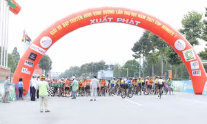 Chặng 2 giải đua xe đạp Bình Dương tranh Cup Number 1