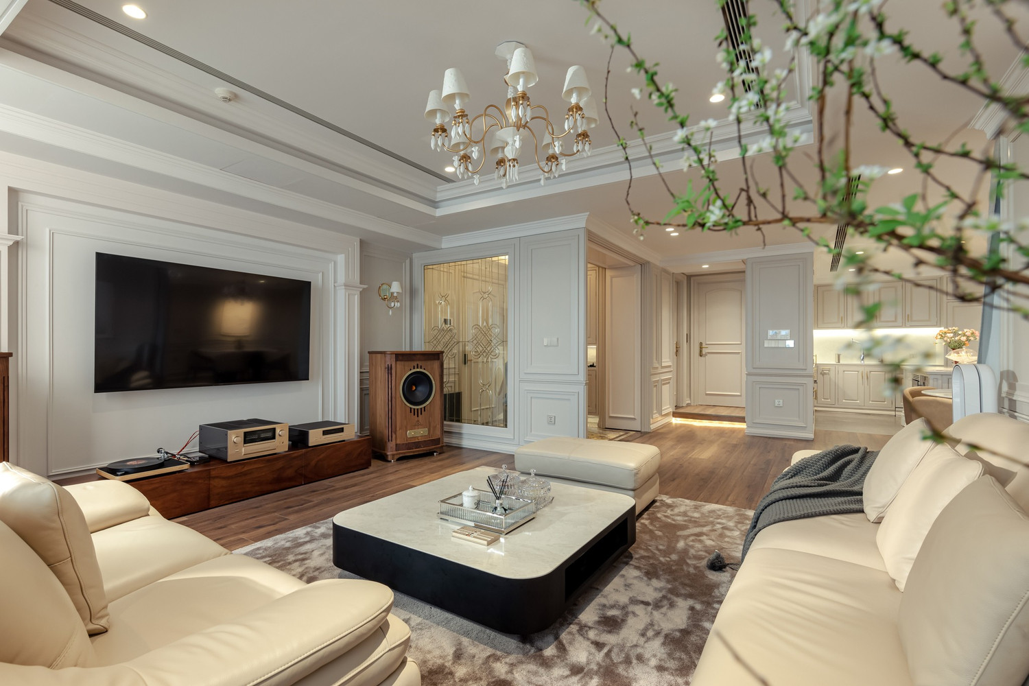 Quá trình biến đổi Penthouse từ phong cách Tân cổ điển sang hiện đại