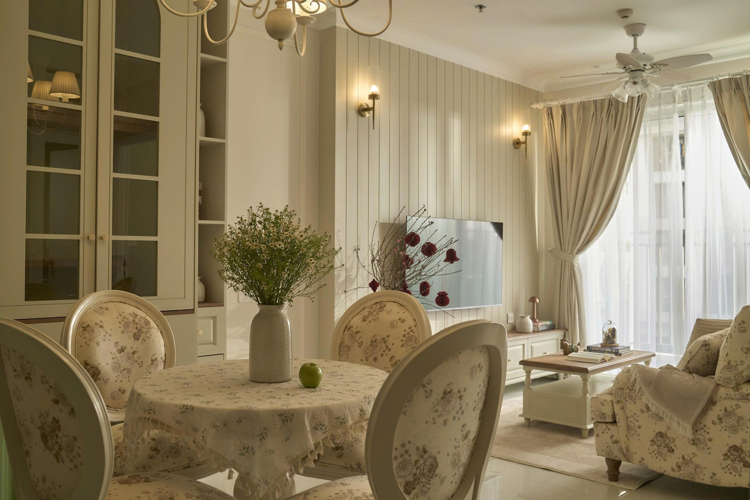 Căn hộ 50m2 mang phong cách đồng quê Pháp