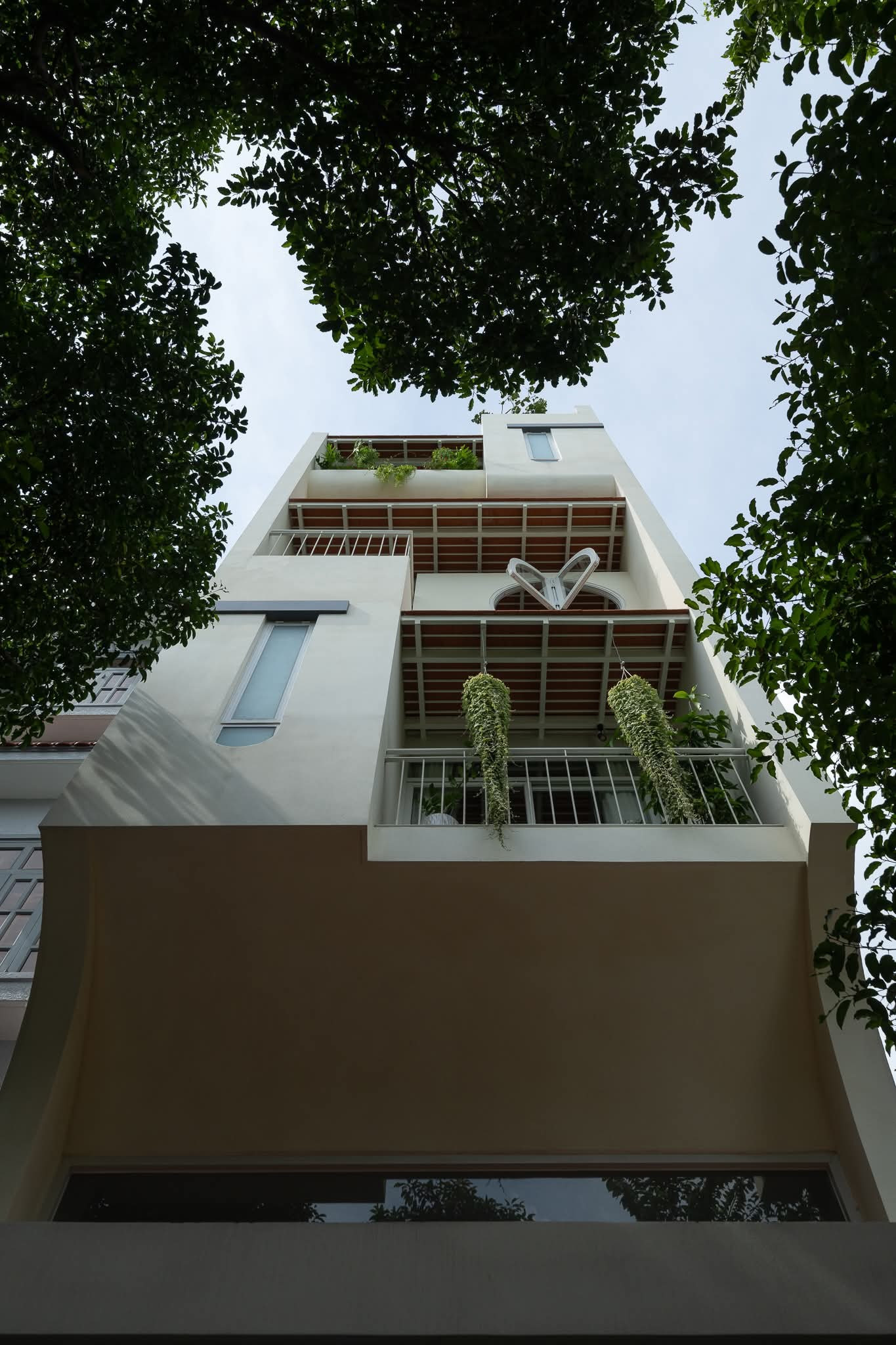 Ngôi nhà sum vầy ba thế hệ giữa ánh sáng và không gian mở