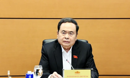 Chủ tịch Quốc hội nhấn mạnh vai trò 'trục xương sống' của nhiệm kỳ mới